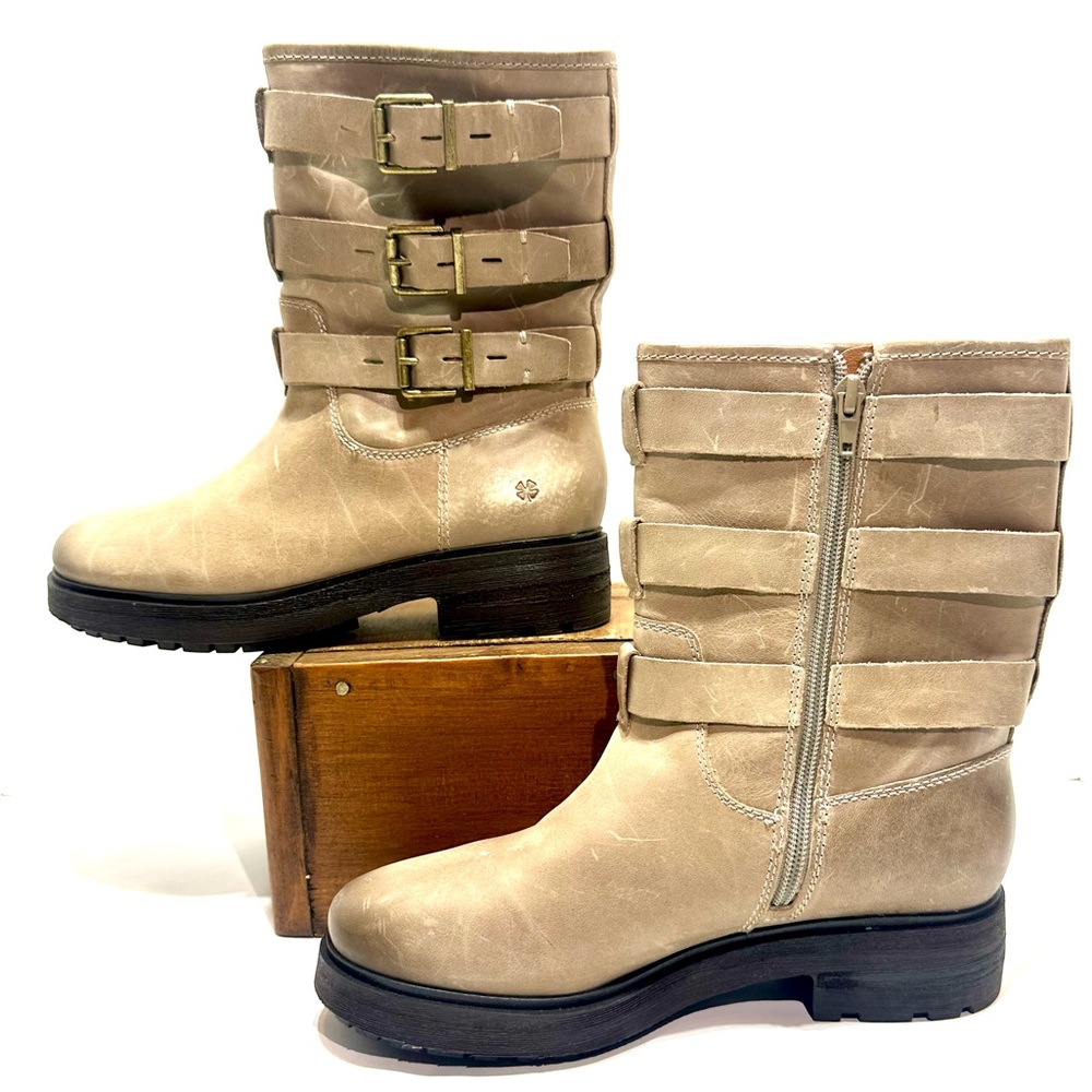 Lucky Brand Cheviss Moto Silver Cloud Buckle Leather Boots NEW size 7 (NO BOX)